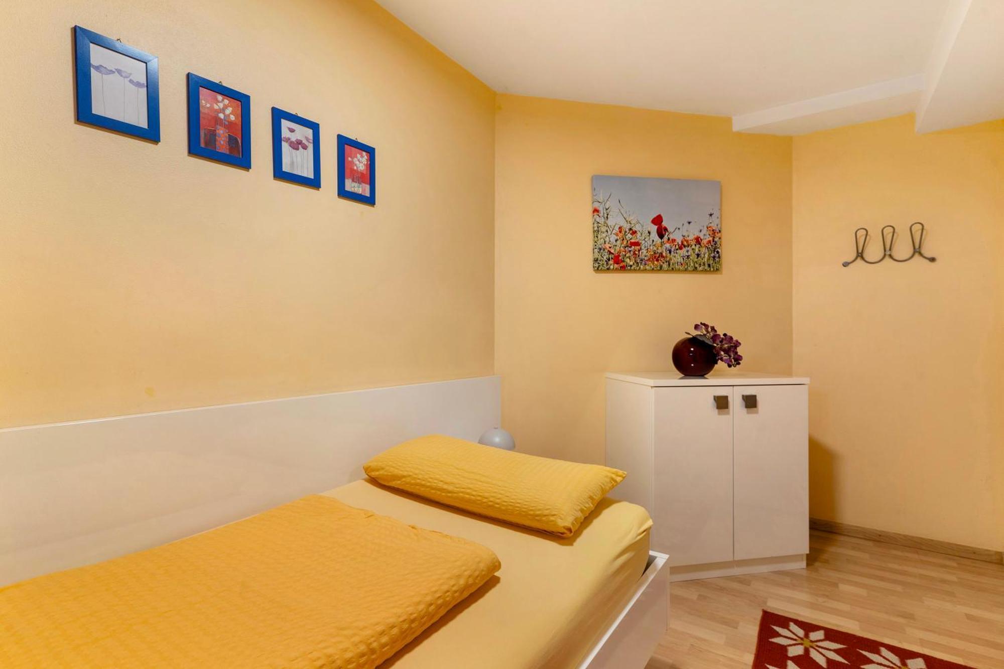 Ferienwohnung Walter 灵斯海姆 外观 照片